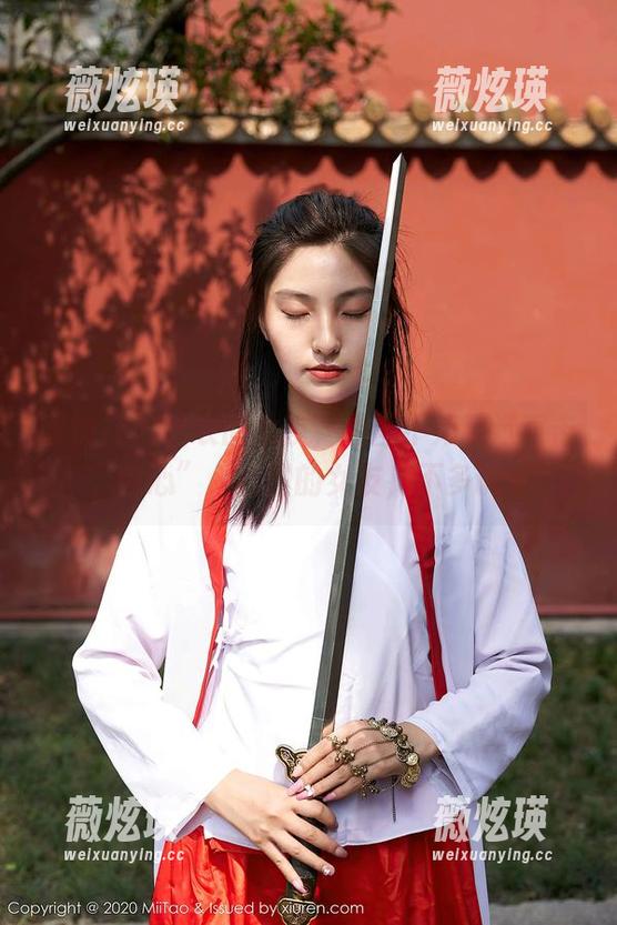 蜜桃社 - 结衣的女友，原图不如精选直击内心”“原图的女友，不多说