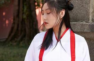 蜜桃社 – 蜜蕊Mary婚纱写真：你真以为婚纱就只能这么单调吗？