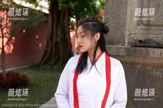 蜜桃社 - 蜜蕊Mary婚纱写真：你真以为婚纱就只能这么单调吗？