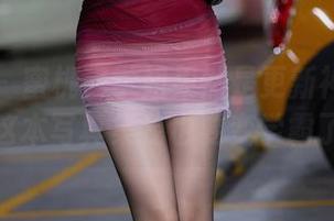 语画界 – 蜜桃酱学姐果然是更新神器！看完这本写真集我也要变学霸了！