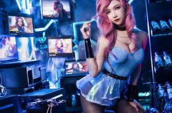看到阮邑Fairy的皮衣更新，手里拿的咖啡突然抖了一下！