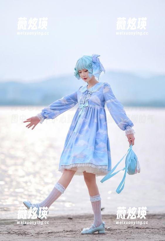 阿包也是兔娘的居家奇遇：这组图片在原图中，一不小心就触碰到了那股慵懒的气息。