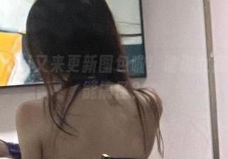 阿薰kaOri又来更新图包啦！谁说女高中生不能搞怪？