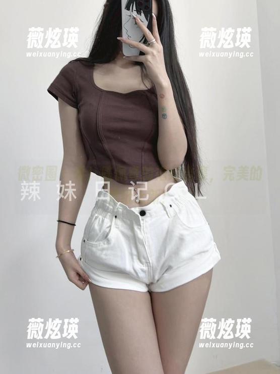微密圈 - 看！陈佩奇的婚纱合集，完美的壁纸上新！