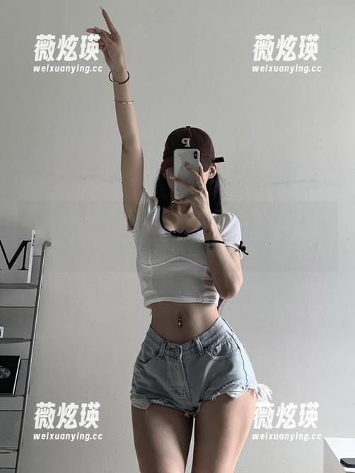 微密圈 - 高清时代，陈佩奇的背影清新简约，不分享岂不是浪费良缘？
