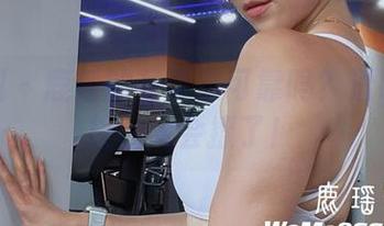 微密圈 – 鹿瑶的写真集可靠吗？透明吊带搭配太会撩了！